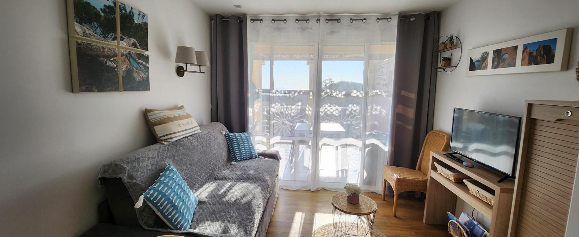 Saint-Raphael- Vue Mer Et Massif De L'Esterel Экстерьер фото